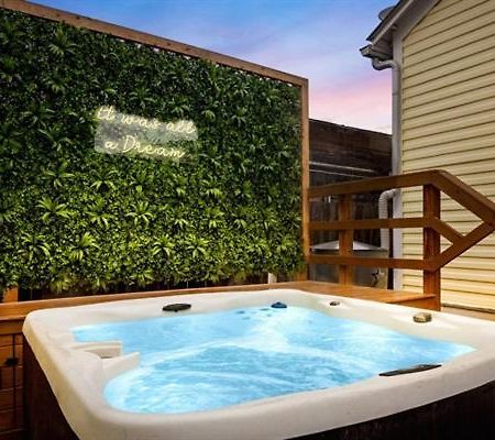 Downtown Historic 2Bdrm, Walk To Riverwalk, Alamo; Beautifully Renovated! San Antonio Zewnętrze zdjęcie