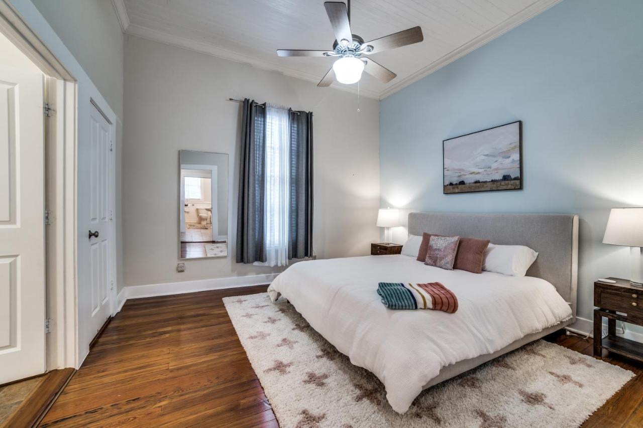 Downtown Historic 2Bdrm, Walk To Riverwalk, Alamo; Beautifully Renovated! San Antonio Zewnętrze zdjęcie